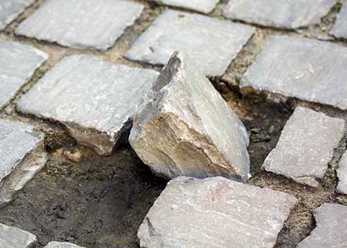 caution danger of stumbling